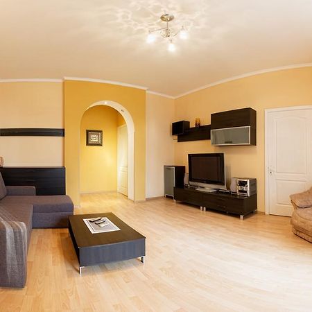 Kyiv Apartment In The City Center On Turgenevskaya Street Exterior foto